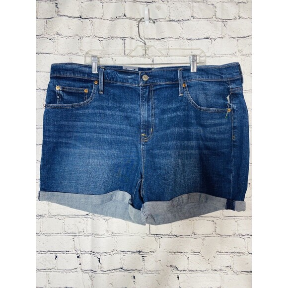 GAP Women's Jeans Shorts Blue 5" Mid Rise Denim Size 35 - Picture 1 of 5